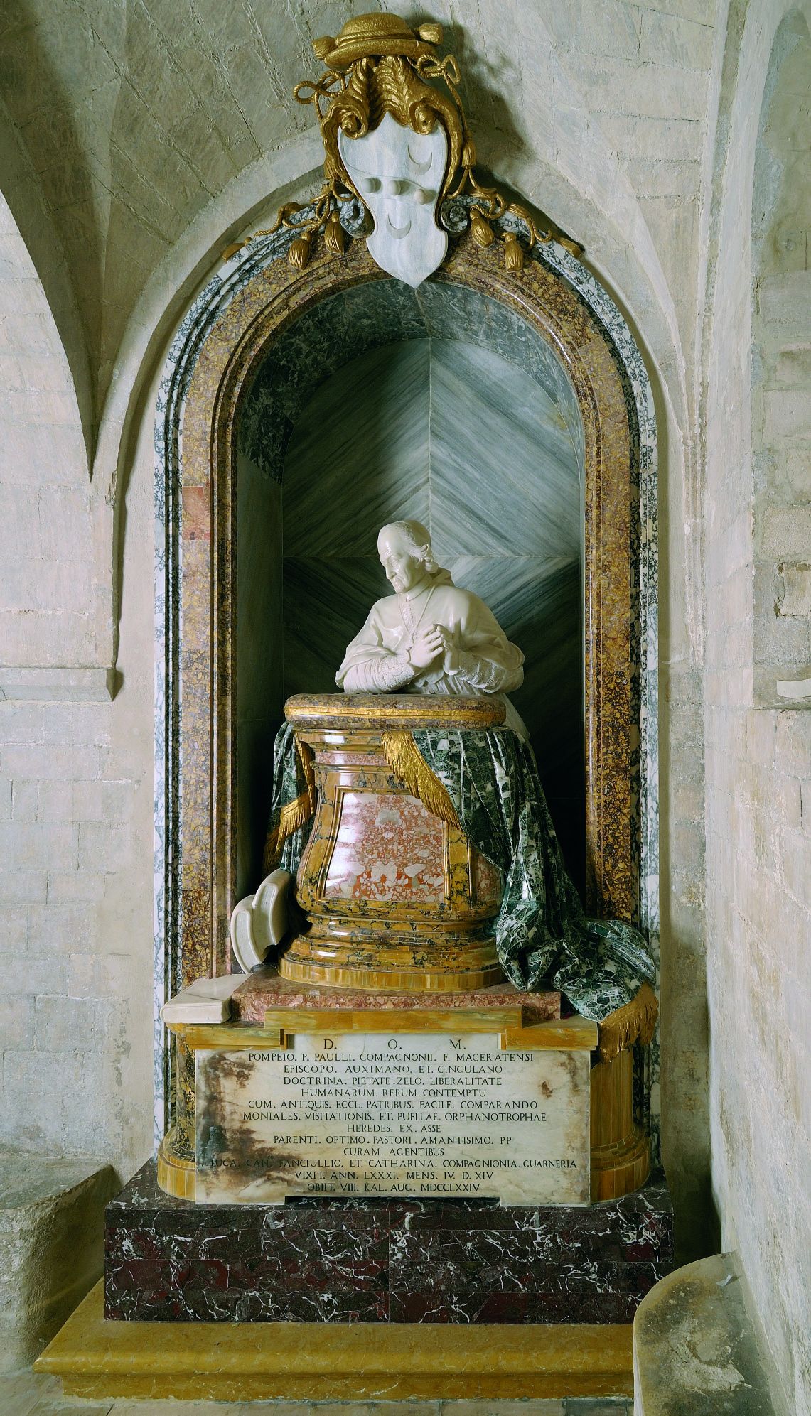   Monumento al cardinale Pompeo Compagnoni, cripta del Duomo, Osimo (AN